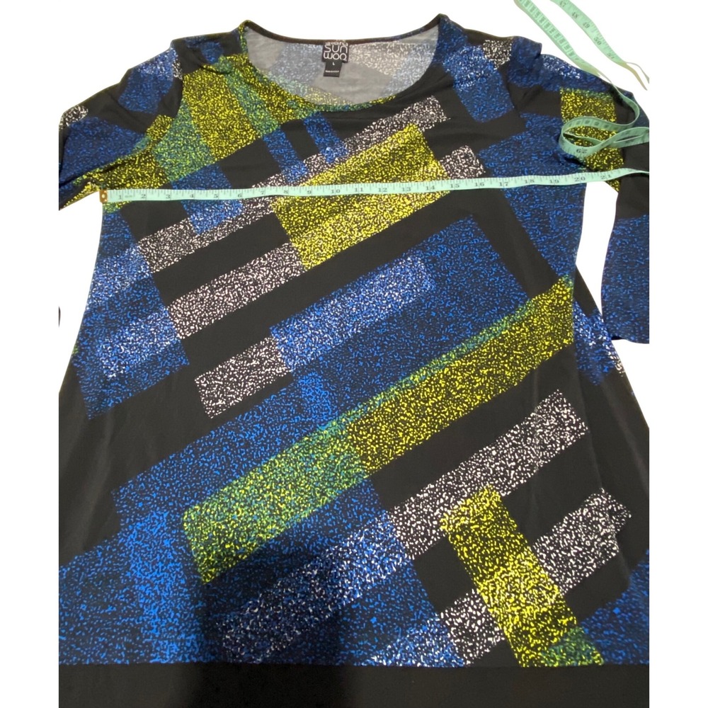 Clara Sunwoo Large Abstract Geometric Tunic Blue Green 3/4 Sleeve Stretch Top - Picture 5 of 6